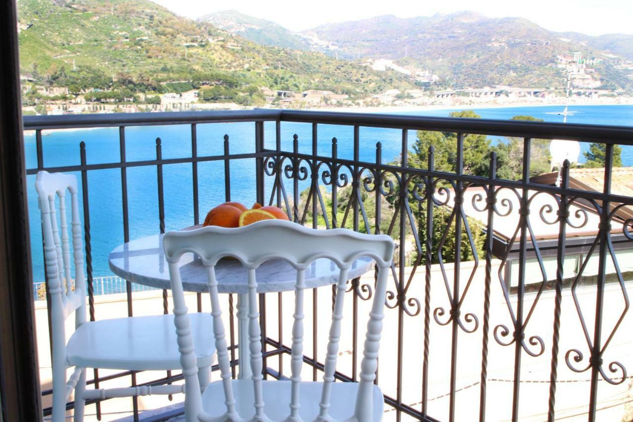 Taonasi Mazzaro Apartments Taormina Luaran gambar
